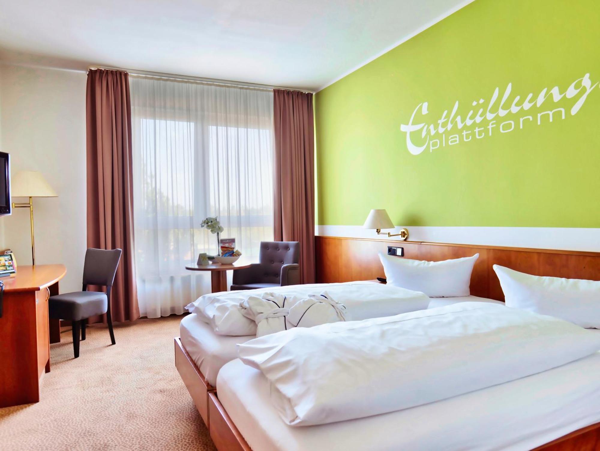 Hotel Sportwelt Radeberg Buitenkant foto