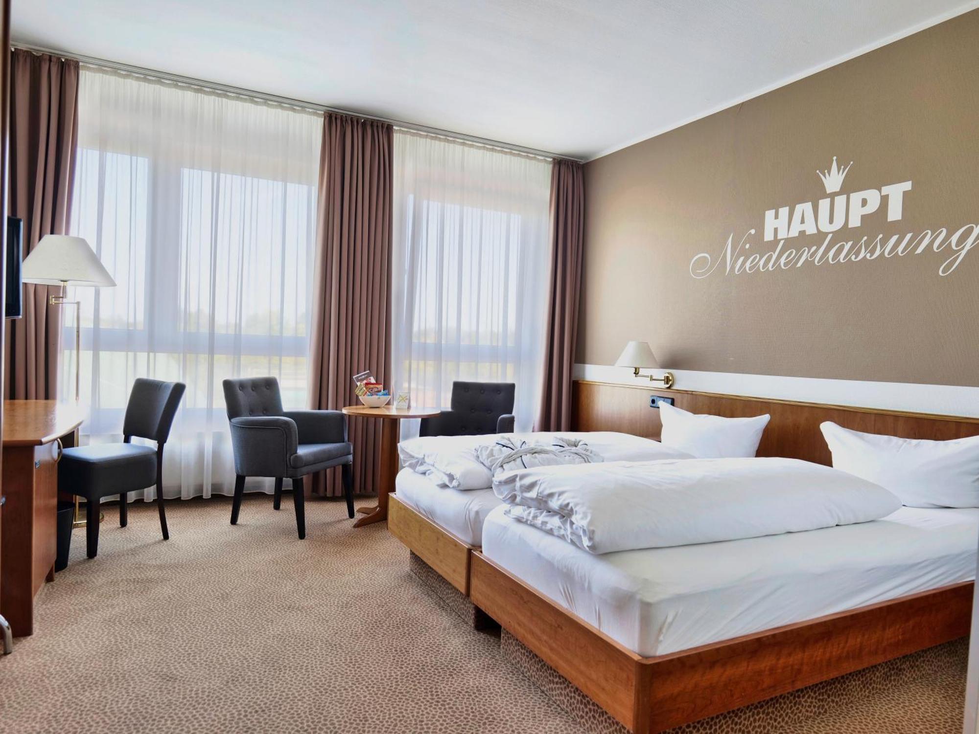 Hotel Sportwelt Radeberg Buitenkant foto