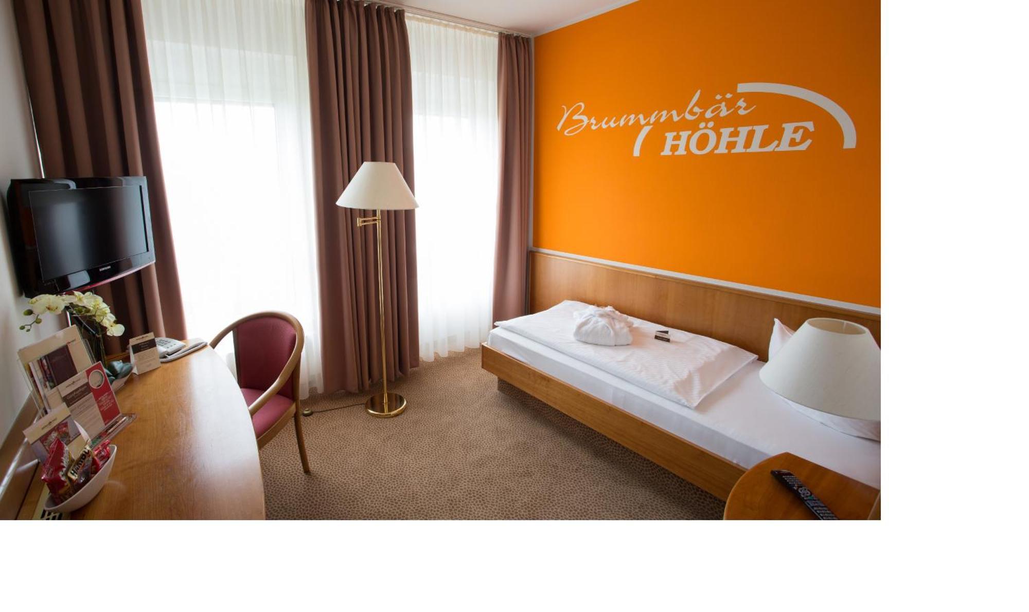 Hotel Sportwelt Radeberg Buitenkant foto